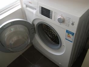 洗衣机不能甩干，衣服洗完后还是泡在水里